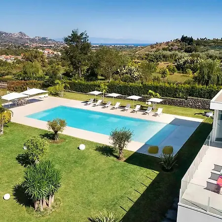 Luxury In Fiumefreddo *